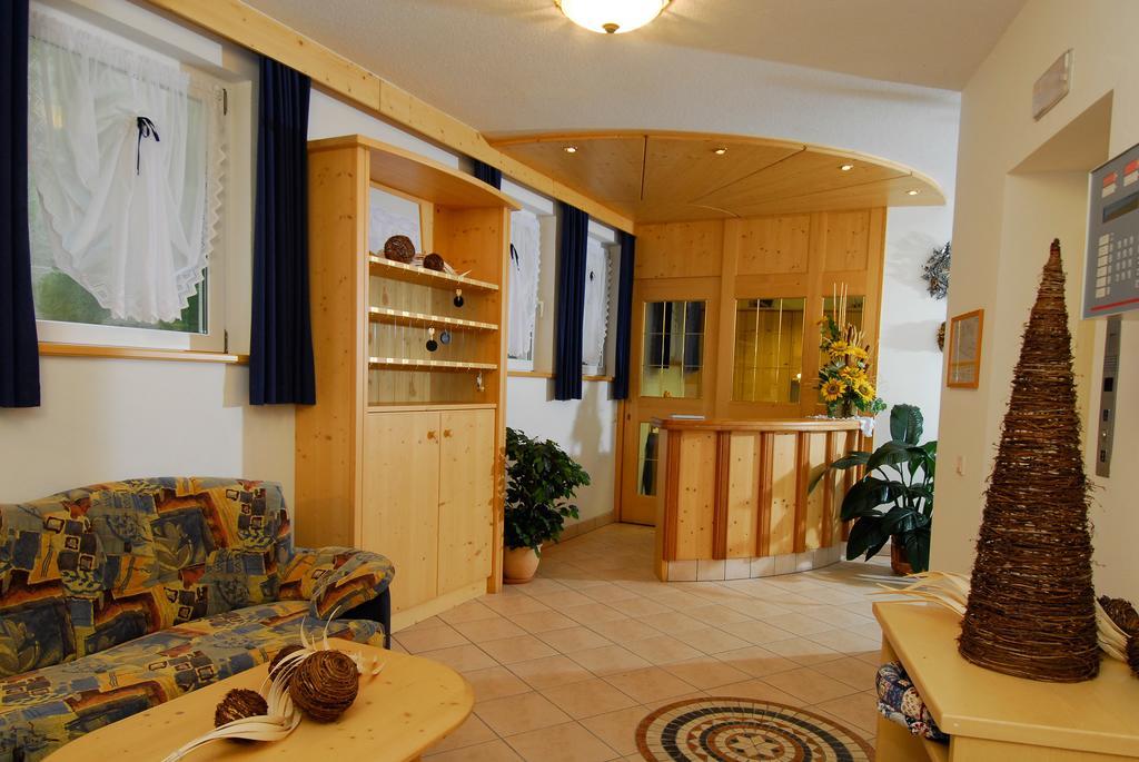 Hotel Gasthof Waldschenke Marlengo Bagian luar foto